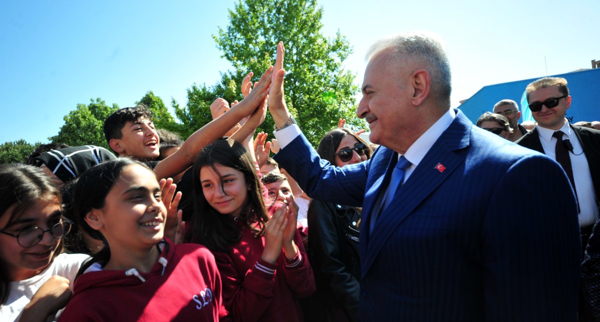 Binali Yıldırım:  Bakan olabilirsiniz ancak size bakan bir kadın olmazsa hiçbir şey olamazsınız!