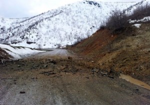 Reyhanlı da boş arazide bomba patladı: 3 kişi yaralı