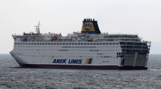 Yunan gemisi karantina altında