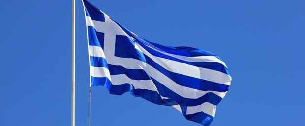 Yunanistan da faizler eksiye geçti