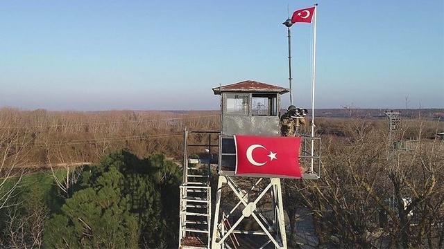 Yunanistan sınırında 2 si FETÖ cü 7 kişi yakalandı