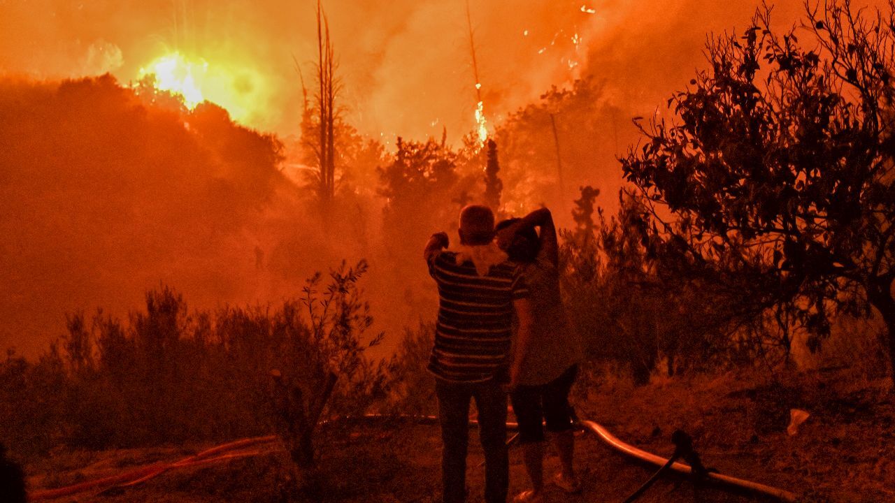 Yunanistan da orman yangını: İki kişi hayatını kaybetti