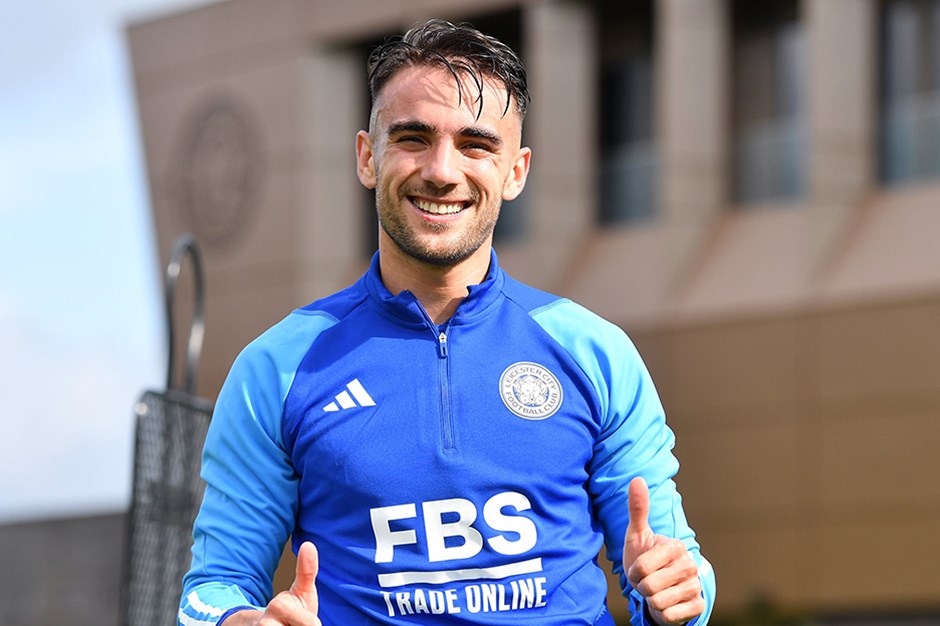 Leicester City, Yunus Akgün paylaşımlarına devam ediyor