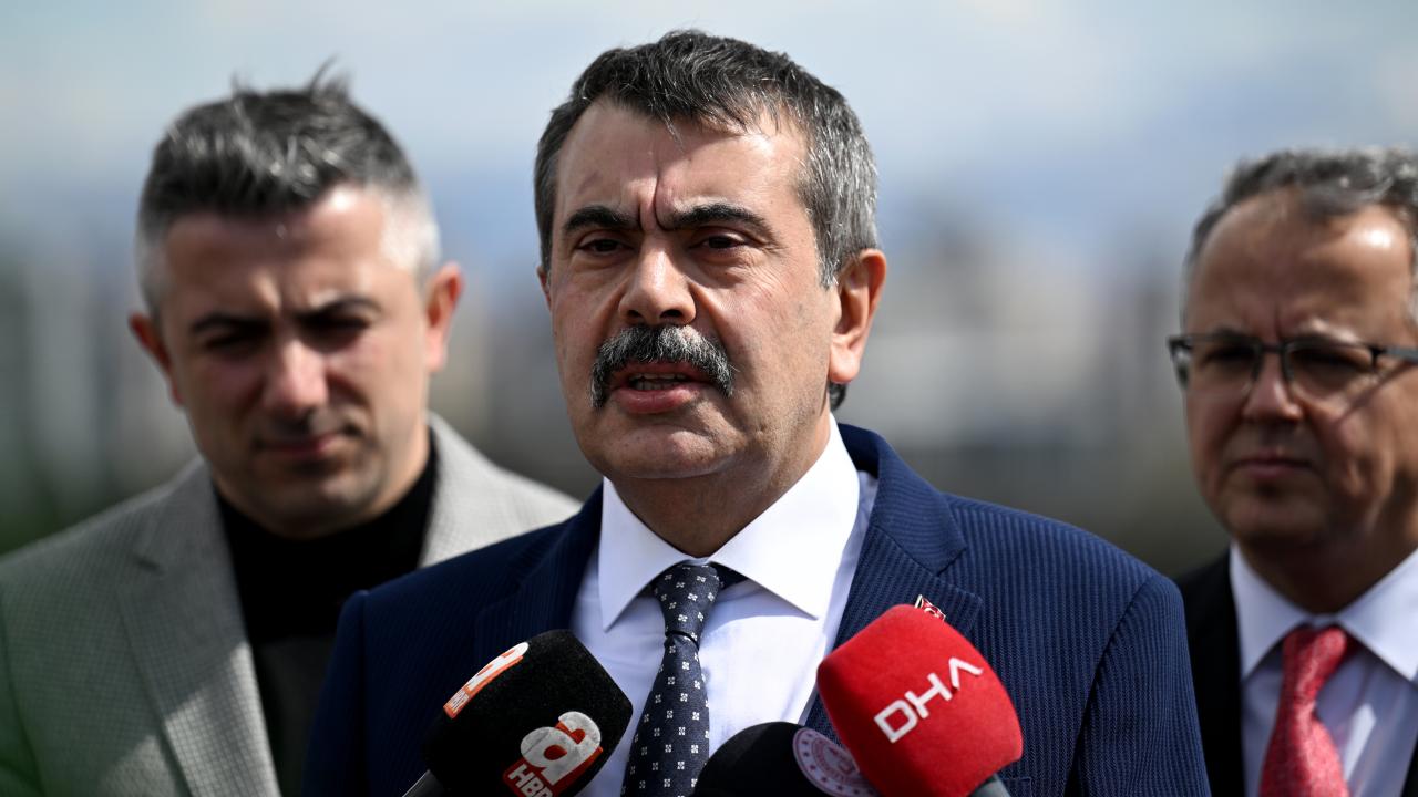 Yusuf Tekin: 38 bin arkadaşımızın yüzde 80 inin görev süresi uzatıldı