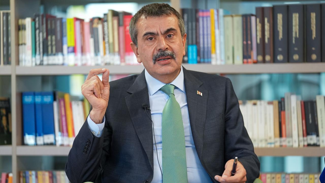 Milli Eğitim Bakanı Tekin den 25 bin öğretmen atamasına ilişkin paylaşım