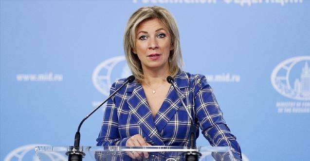 Rusya Zaharova nın çilek videosunu konuşuyor