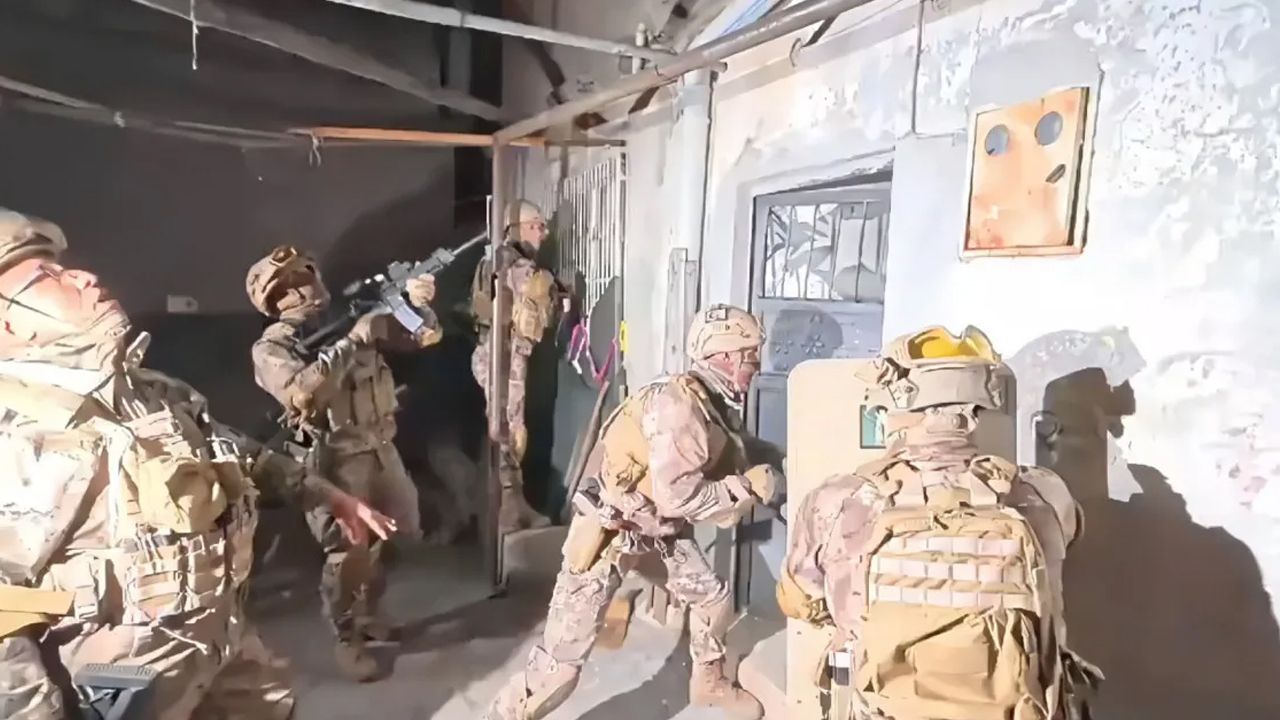 Zehir tacirlerine dev operasyon!