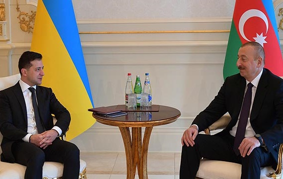 Zelenskiy, Aliyev ile görüştü