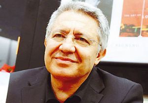 Livaneli Hayranlarını Coşturdu
