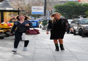 Çağla’nın bacakları kötüymüş!
