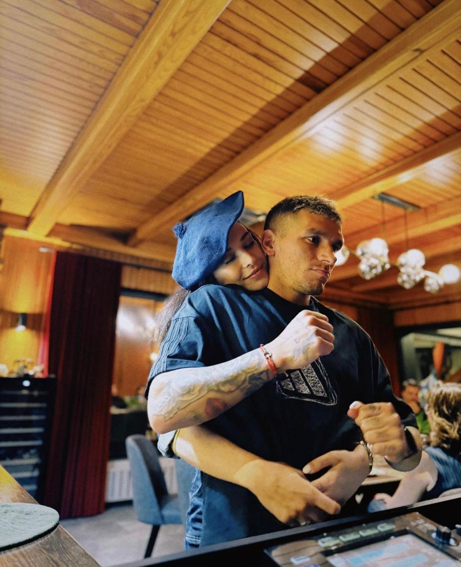 Lucas Torreira ve Devrim Özkan