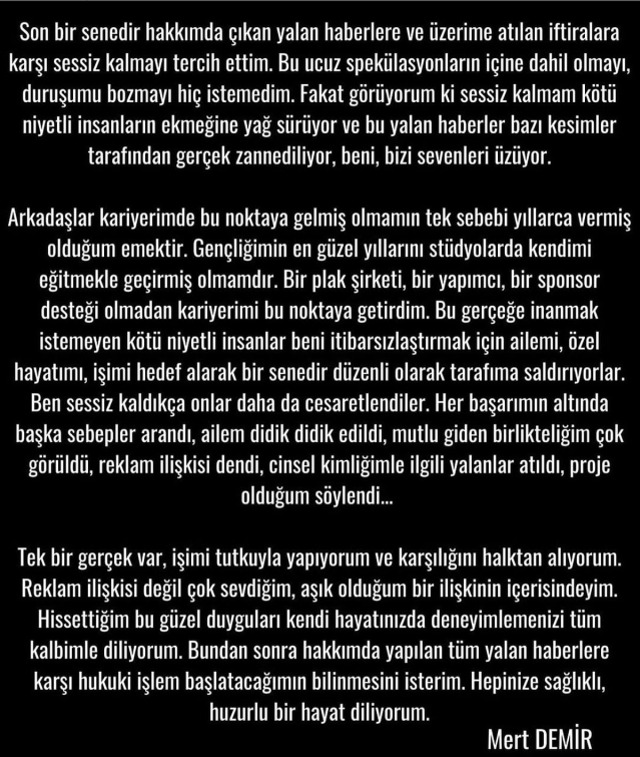 Serenay Sarıkaya ile Mert Demir