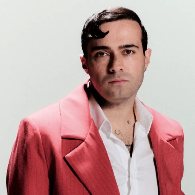 Serenay Sarıkaya ile Mert Demir